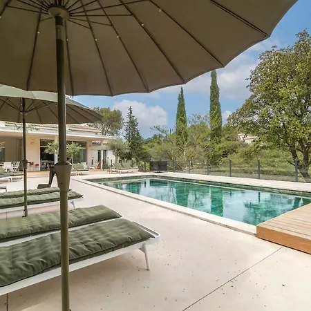Villa Des Terres With Pool Nîmes