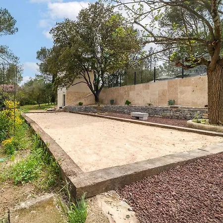 Des Terres With Pool * نيم
